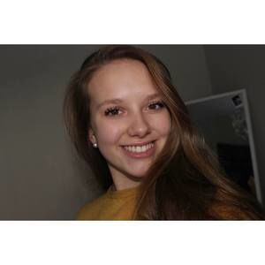 Meet your Posher, Julia